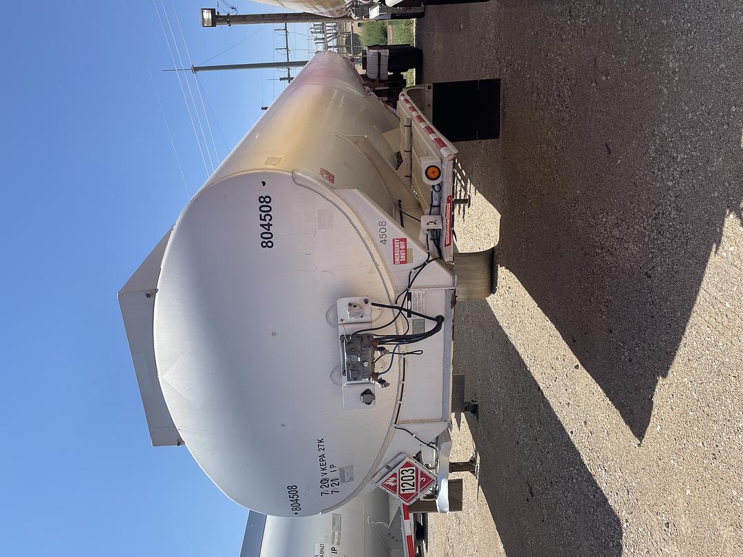 1992 Fruehauf Fuel Trailer (TR4508)