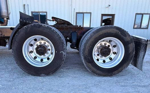 2012 Freightliner Columbia (TK3756)