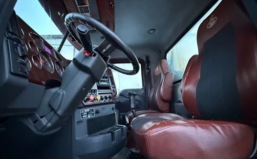 2012 Mack CXU613 (TK2359)