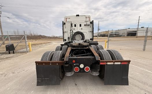 2014 Freightliner CA 125 (TK5185)