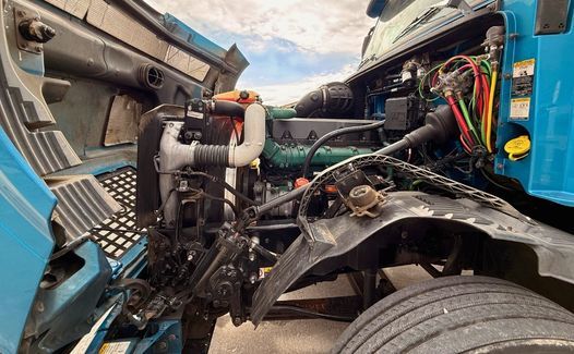 2014 Volvo VNL64T300 (TK4805)