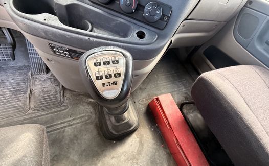 2015 Freightliner CA 125 (TK7864)