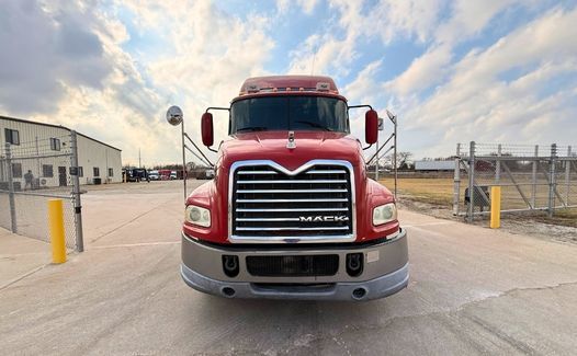 2015 Mack Pinnacle CXU613 (TK5850)