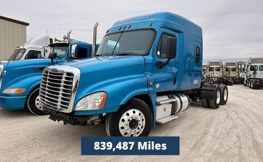 2016 Freightliner CA 125 (TK9273)