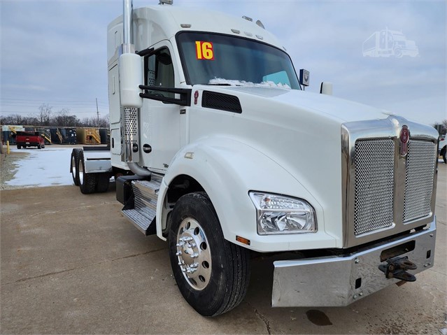 2016 Kenworth T880