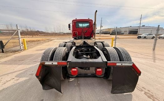 2016 Mack Pinnacle CHU613 (TK5148)