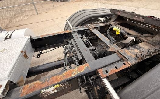 2016 Mack Pinnacle CXU613 (TK8494)