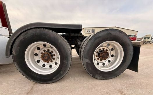 2016 Mack Pinnacle CXU613 (TK8494)