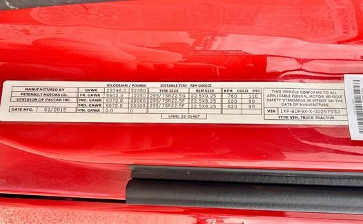 2016 Peterbilt 579 (TK7933)