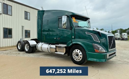 2016 Volvo VNL630 (TK8577)