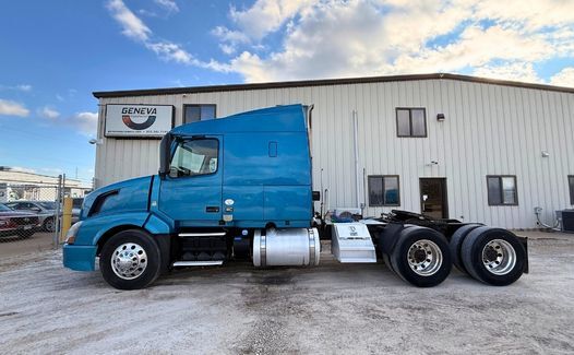 2016 Volvo VNL64T630 (TK4179)
