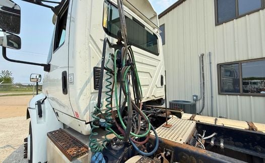 2017 INTERNATIONAL 8600 (TK6268)