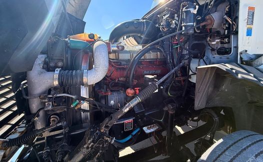 2017 Mack Pinnacle CXU613 (TK9477)