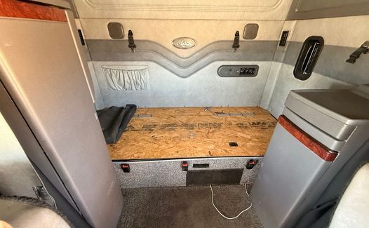 2017 Mack Pinnacle CXU613 (TK9477)