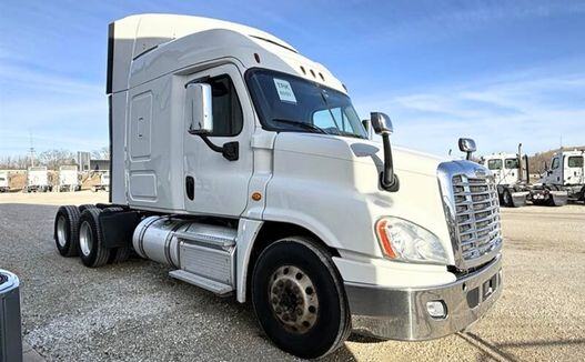 2018 FREIGHTLINER CASCADIA 125