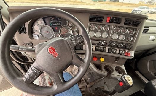 2018 Kenworth T880 (TK3160)