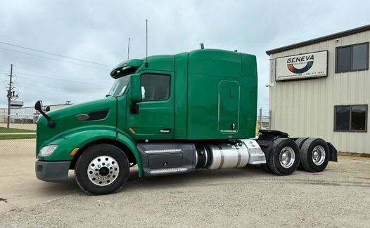 2018 Peterbilt 579 (TK3793)