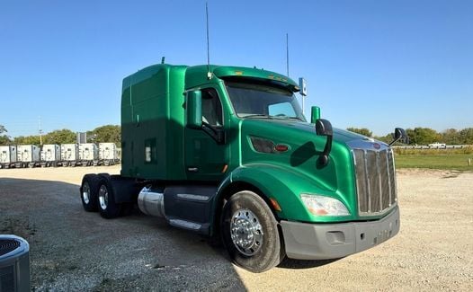 2018 Peterbilt 579 (TK3799)
