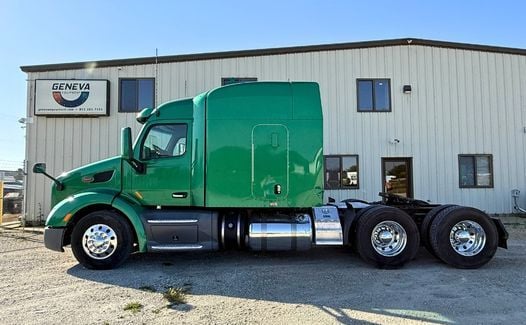 2018 Peterbilt 579 (TK3799)