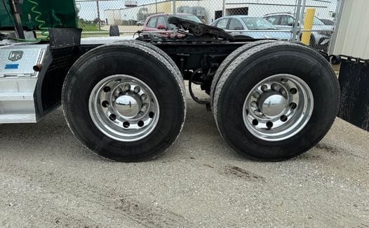 2018 Peterbilt 579 (TK3793)
