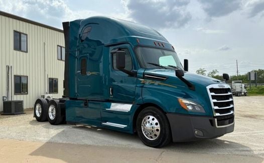 2019 Freightliner Cascadia 126