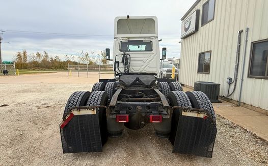 2019 International LT625 (TK7299)