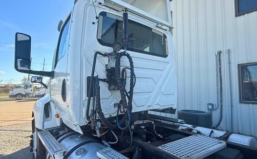 2019 International LT625 (TK7295)