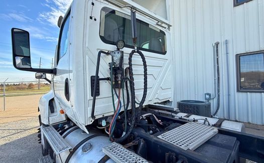 2019 International LT625 (TK9142)