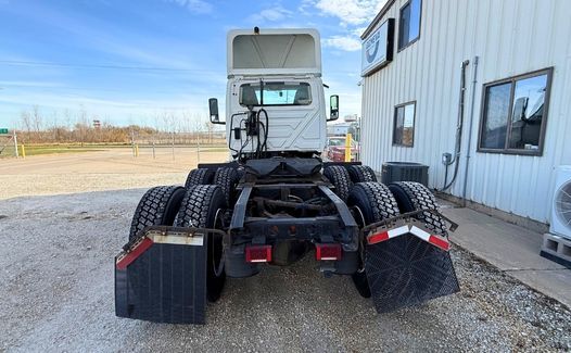 2019 International LT625 (TK9142)