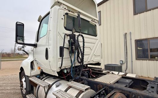 2019 International LT625 (TK7282)