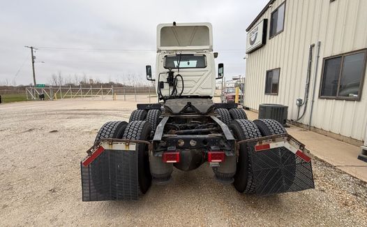 2019 International LT625 (TK7297)