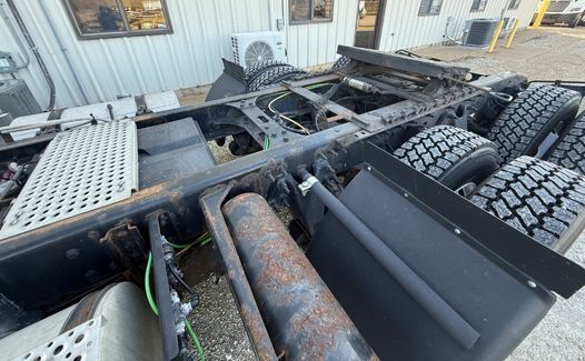 2019 International LT625 (TK7290)