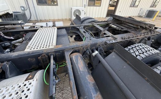 2019 International LT625 (TK7286)