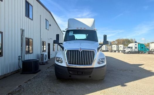 2019 International LT625 (TK7295)