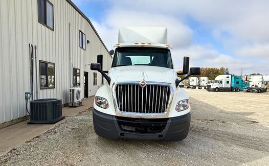 2019 International LT625 (TK7286)
