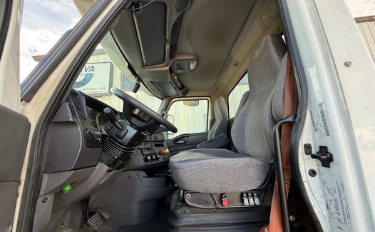 2019 International LT625 (TK9142)