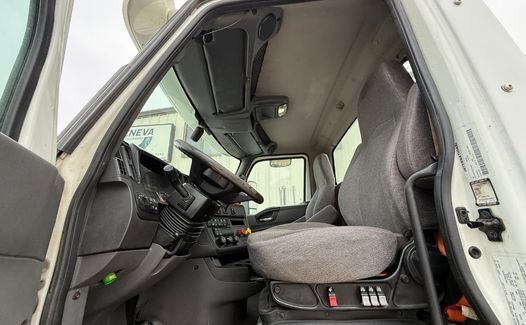 2019 International LT625 (TK3458)