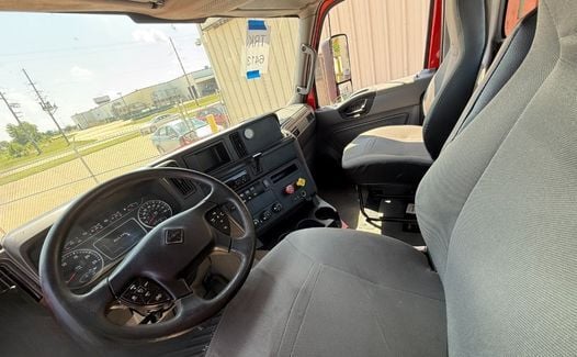 2019 INTERNATIONAL LT625 (New Arrival!)