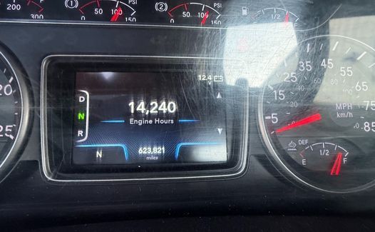 2019 International LT625 (TK7293)