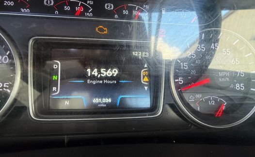 2019 International LT625 (TK7286)