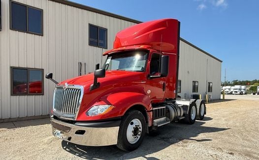 2019 INTERNATIONAL LT625 (New Arrival!)