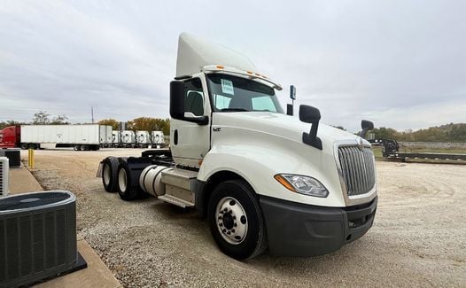 2019 International LT625 (TK7280)