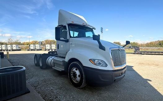 2019 International LT625 (TK7291)