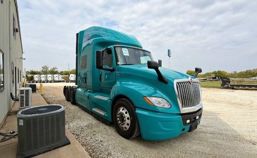 2023 International LT625 (TK6391)