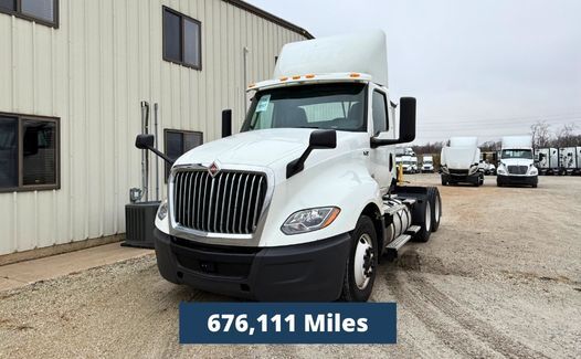 2019 International LT625 (TK7297)