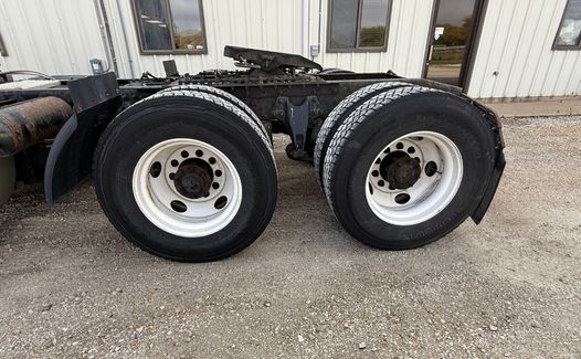 2019 International LT625 (TK7292)