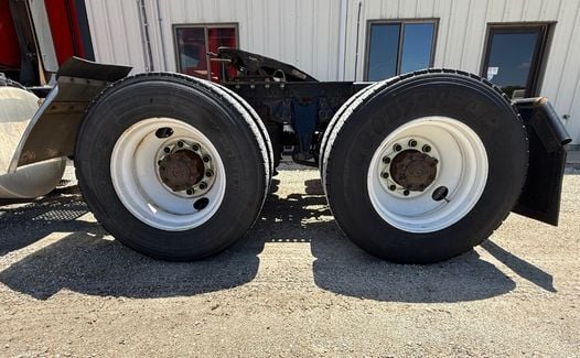 2019 INTERNATIONAL LT625 (TK6407)