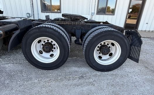 2019 International LT625 (TK7279)