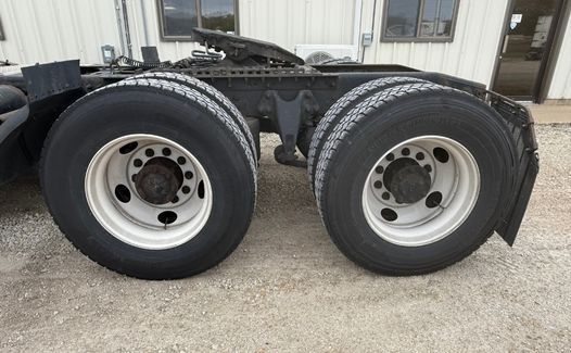 2019 International LT625 (TK7299)