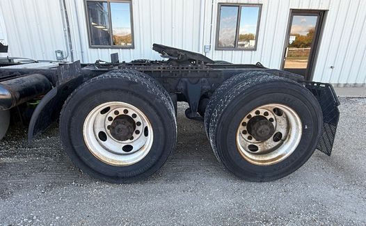 2019 International LT625 (TK7295)